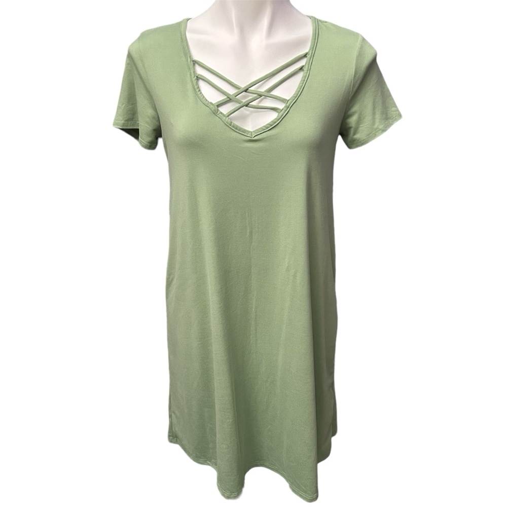 Gilli Light Olive Green Cross Strap Short Sleeve Casual Dress - Size Small